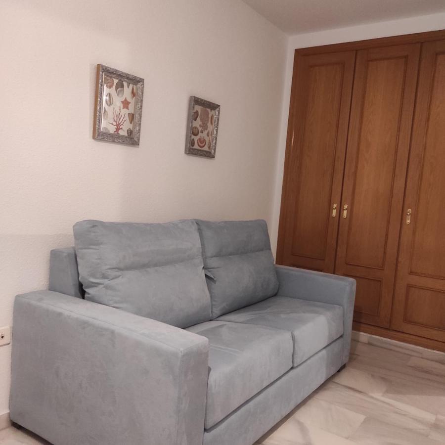 El Barquito Del Abuelo Apartment Malaga Luaran gambar
