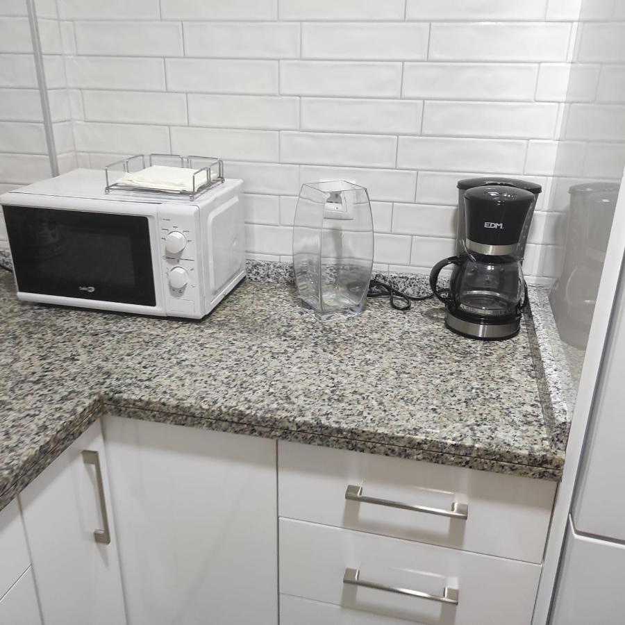 El Barquito Del Abuelo Apartment Malaga Luaran gambar