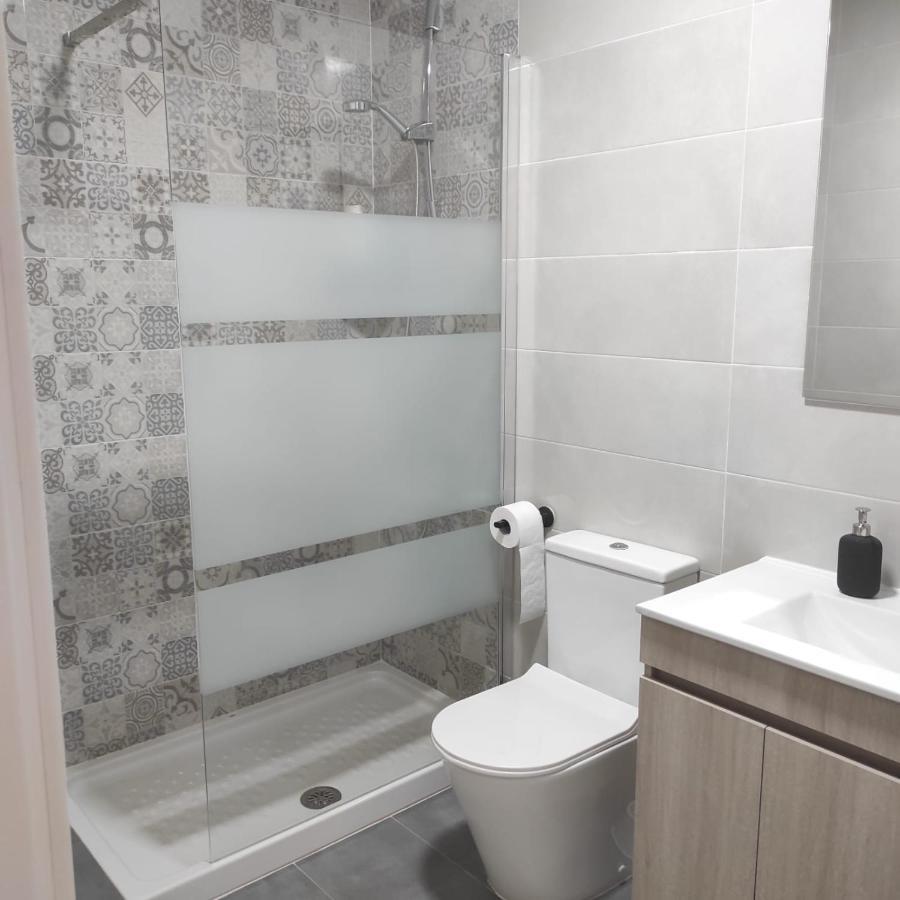 El Barquito Del Abuelo Apartment Malaga Luaran gambar