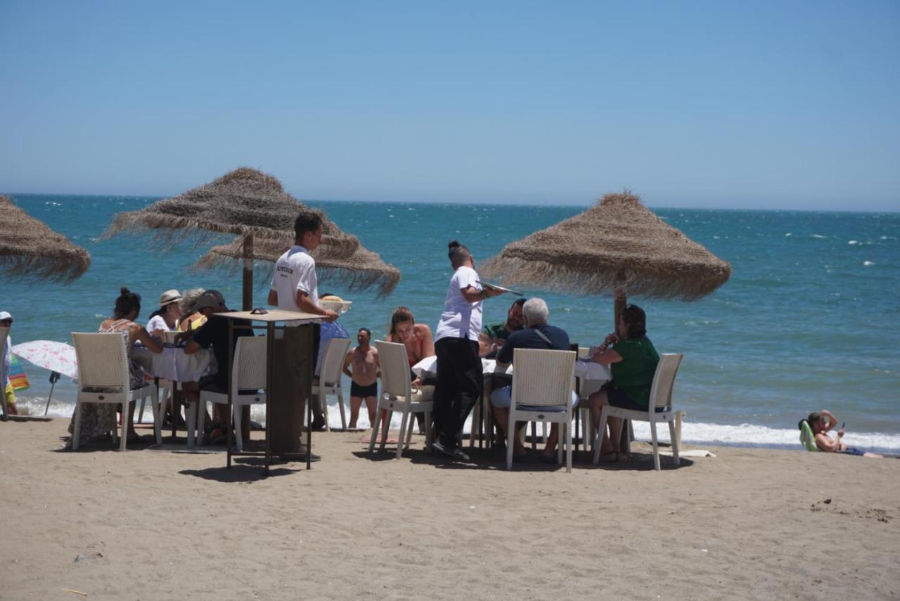 El Barquito Del Abuelo Apartment Malaga Luaran gambar